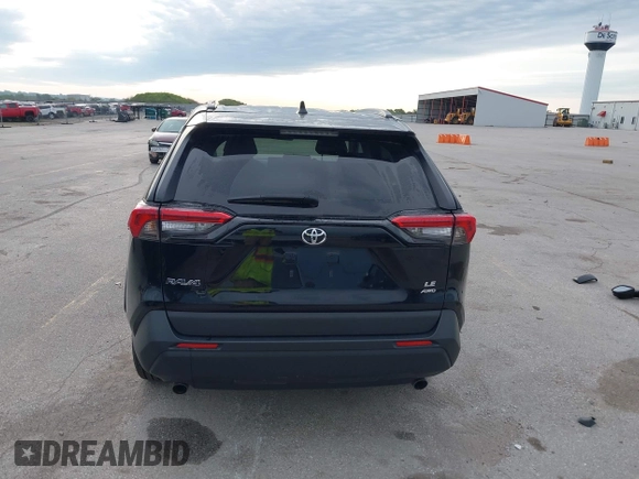 2021 Toyota RAV4 LE z VIN 2T3F1RFV8MW228120, wystawiony jako IAAI lot #42626299 z przebiegiem 72 786 mil mil oraz . Historia ofert i sprzedaży dostępna na DreamBid. Obrazek 17.