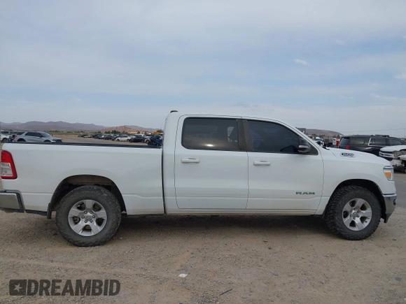 2022 Ram 1500 Big Horn z VIN 1C6SRFMT8NN313403, wystawiony jako IAAI lot #42334732 z przebiegiem 96 588 mil mil oraz . Historia ofert i sprzedaży dostępna na DreamBid. Obrazek 13.
