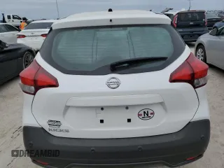 2020 Nissan Kicks S z VIN 3N1CP5BV3LL496937, wystawiony jako Copart lot #76772034 z przebiegiem Nie podano mil oraz Nie do naprawy • Non repairable. Historia ofert i sprzedaży dostępna na DreamBid. Obrazek 6.