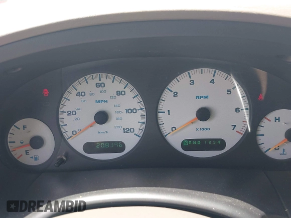 2001 Dodge Caravan ES with VIN 2B8GP54L51R198959, listed as a IAAI auction lot 41941050 with 208,396 mi miles and . Bid and sale history available at carsss.com. Image 7.