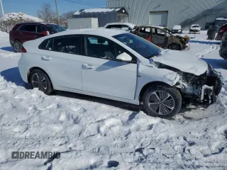 2020 Hyundai Ioniq SE with VIN KMHC65LD1LU234437, listed as a Copart auction lot 46752515 with 28,202 mi miles and Salvage title. Bid and sale history available at DreamBid. Image 4.