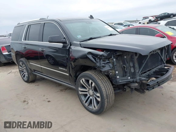 2018 GMC Yukon Denali with VIN 1GKS1CKJXJR300708, listed as a IAAI auction lot 41213592 with 110,789 mi miles. Bid and sale history available at carsss.com. Image 1.