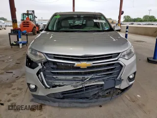 2020 Chevrolet Traverse LT Cloth z VIN 1GNERGKW7LJ245051, wystawiony jako Copart lot #59844665 z przebiegiem 129 295 mil mil oraz Czysty tytuł • Clean title. Historia ofert i sprzedaży dostępna na DreamBid. Obrazek 5.
