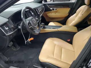 2017 Volvo S90 Momentum z VIN YV1102AK2H1008259, wystawiony jako Copart lot #70312414 z przebiegiem 90 625 mil mil oraz Szkody całkowita. Historia ofert i sprzedaży dostępna na DreamBid. Obrazek 7.