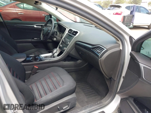 2015 Ford Fusion SE with VIN 3FA6P0H99FR113002, listed as a IAAI auction lot 41993644 with 113,617 mi miles and . Bid and sale history available at DreamBid. Image 5.