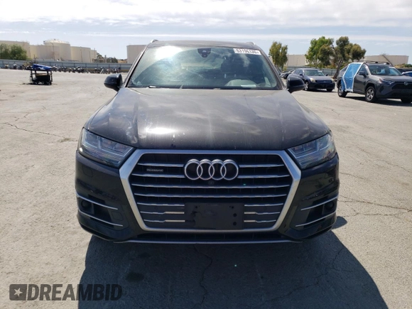 2018 Audi Q7 Premium Plus z VIN WA1LHAF77JD042203, wystawiony jako Copart lot #63196135 z przebiegiem 57 280 mil mil oraz Szkoda całkowita • Salvage title. Historia ofert i sprzedaży dostępna na DreamBid. Obrazek 5.