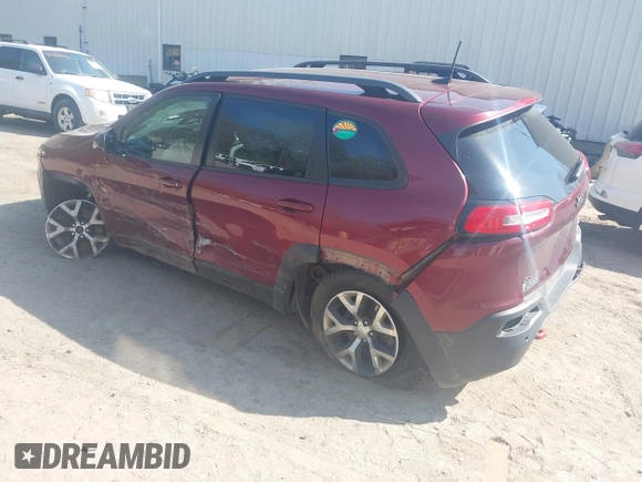 2018 Jeep Cherokee Trailhawk с VIN 1C4PJMBX1JD619990, выставлен на аукционе IAAI как лот 42240308 с пробегом Не указан миль и . История ставок и продаж доступна на DreamBid. Изображение 3.