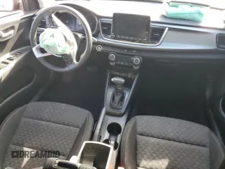 2022 Kia Rio LX with VIN 3KPA24AD4NE464172, listed as a Copart auction lot 87828245 with 63,796 mi miles and Salvage Title. Bid and sale history available at carsss.com. Image 8.