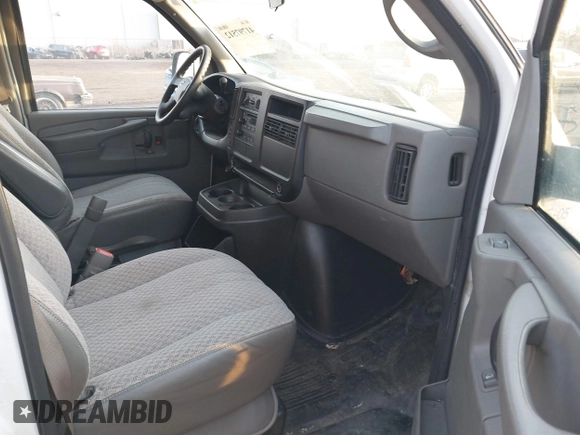 2005 Chevrolet Express Cargo with VIN 1GCFG15T251250047, listed as a IAAI auction lot 41797512 with 149,610 mi miles and . Bid and sale history available at DreamBid. Image 5.
