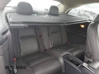 2011 Volvo C70 z VIN YV1672MC7BJ116079, wystawiony jako Copart lot #54872745 z przebiegiem 100 464 mil mil oraz Szkoda całkowita • Salvage title. Historia ofert i sprzedaży dostępna na DreamBid. Obrazek 10.