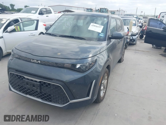 2024 Kia Soul LX with VIN KNDJ23AU6R7916641, listed as a IAAI auction lot 42050557 with 38,502 mi miles. Bid and sale history available at carsss.com. Image 17.