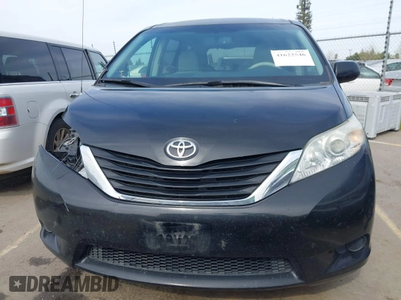 2012 Toyota Sienna LE with VIN 5TDJK3DC0CS037989, listed as a IAAI auction lot 41622546 with 165,363 mi miles. Bid and sale history available at carsss.com. Image 13.
