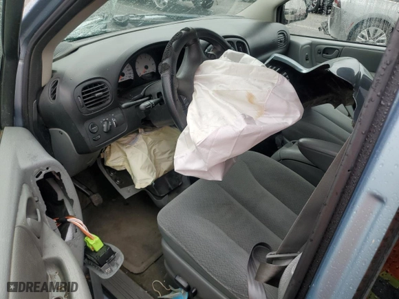 2005 Dodge Caravan SXT with VIN 2D4GP44L95R335862, listed as a Copart auction lot 51247635 with 0 mi miles and Salvage Title. Bid and sale history available at carsss.com. Image 8.