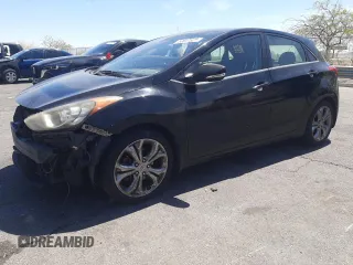 2013 Hyundai Elantra с VIN KMHD35LE0DU106262, выставлен на аукционе Copart как лот 53917625 с пробегом 133 550 миль миль и Списание • Salvage title. История ставок и продаж доступна на DreamBid. Изображение 1.