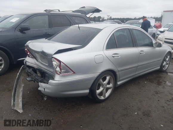 2005 Mercedes-Benz C 230 Kompressor with VIN WDBRF40J55F651410, listed as a IAAI auction lot 41542616 with 256,638 mi miles and . Bid and sale history available at DreamBid. Image 4.