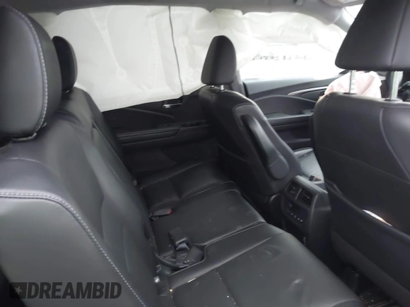 2019 Honda Pilot EX-L with VIN 5FNYF6H59KB075577, listed as a IAAI auction lot 41863841 with 102,242 mi miles and . Bid and sale history available at carsss.com. Image 8.