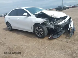 2021 Kia Forte LXS z VIN 3KPF24AD7ME411082, wystawiony jako IAAI lot #42228010 z przebiegiem 25 482 mil mil oraz . Historia ofert i sprzedaży dostępna na DreamBid. Obrazek 1.