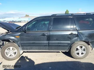 2008 Honda Pilot SE with VIN 5FNYF18398B049751, listed as a IAAI auction lot 40452863 with 1 mi miles. Bid and sale history available at carsss.com. Image 14.
