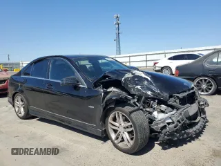 2012 Mercedes-Benz C 250 Sport с VIN WDDGF4HB2CR223351, выставлен на аукционе Copart как лот 60538315 с пробегом 137 032 миль миль и Списание • Salvage title. История ставок и продаж доступна на DreamBid. Изображение 4.