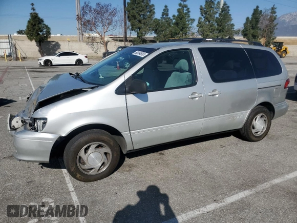 2003 Toyota Sienna LE with VIN 4T3ZF13C33U541710, listed as a Copart auction lot 50084885 with 131,032 mi miles and Salvage Title. Bid and sale history available at carsss.com. Image 1.