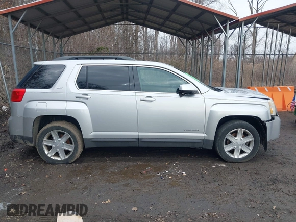 2011 GMC Terrain SLT-1 with VIN 2CTFLUE58B6331811, listed as a IAAI auction lot 41481352 with 133,283 mi miles and . Bid and sale history available at carsss.com. Image 13.