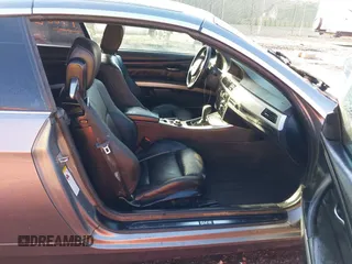 2008 BMW 3 Series 328i with VIN WBAWR33558P150985, listed as a IAAI auction lot 41644079 with Not Provided miles and . Bid and sale history available at carsss.com. Image 5.
