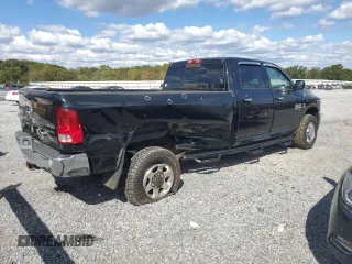 2013 Ram 2500 SLT z VIN 3C6UR5JL0DG602984, wystawiony jako Copart lot #76443874 z przebiegiem 137 796 mil mil oraz Szkoda całkowita • Salvage title. Historia ofert i sprzedaży dostępna na DreamBid. Obrazek 3.