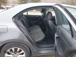 2011 Volkswagen Jetta SE with VIN 3VWDZ7AJ5BM377346, listed as a IAAI auction lot 41967856 with 139,475 mi miles and . Bid and sale history available at DreamBid. Image 8.