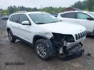 2020 Jeep Cherokee Latitude Plus z VIN 1C4PJMLBXLD538959, wystawiony jako IAAI lot #42266458 z przebiegiem 67 543 mil mil oraz . Historia ofert i sprzedaży dostępna na DreamBid. Obrazek 1.