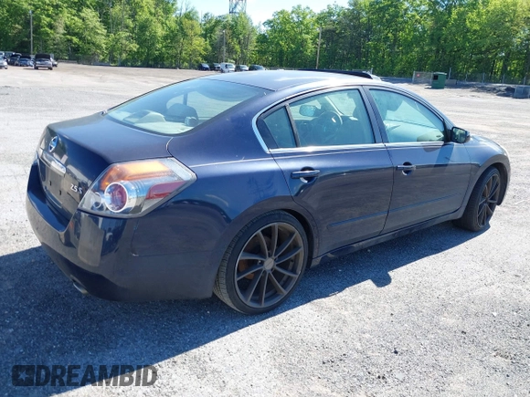 2008 Nissan Altima SL with VIN 1N4AL21E88N426265, listed as a IAAI auction lot 42128068 with Not Provided miles and . Bid and sale history available at DreamBid. Image 4.