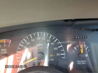 1999 Pontiac Bonneville SE z VIN 1G2HX52K8XH242092, wystawiony jako Copart lot #46260935 z przebiegiem 165 377 mil mil oraz Szkoda całkowita • Salvage title. Historia ofert i sprzedaży dostępna na DreamBid. Obrazek 9.