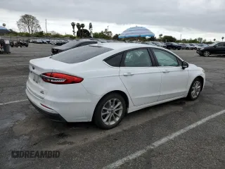 2020 Ford Fusion SE with VIN 3FA6P0LU8LR266753, listed as a Copart auction lot 52341535 with 70,551 mi miles and Salvage title. Bid and sale history available at DreamBid. Image 3.