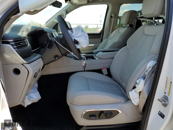2024 Jeep Wagoneer Series III with VIN 1C4SJVDP1RS168807, listed as a Copart auction lot 50930295 with Not provided miles and Clean title. Bid and sale history available at DreamBid. Image 7.