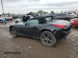 2007 Pontiac Solstice GXP z VIN 1G2MG35X67Y118462, wystawiony jako Copart lot #53672514 z przebiegiem Nie podano mil oraz Nie do naprawy • Non repairable. Historia ofert i sprzedaży dostępna na DreamBid. Obrazek 2.