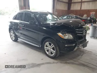 2014 Mercedes-Benz M 350 with VIN 4JGDA5HB7EA339627, listed as a IAAI auction lot 42621684 with 151,400 mi miles and . Bid and sale history available at DreamBid. Image 1.