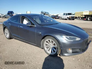 2020 Tesla Model S Long Range with VIN 5YJSA1E25LF359551, listed as a Copart auction lot 41495655 with Not provided miles and Clean title. Bid and sale history available at DreamBid. Image 4.