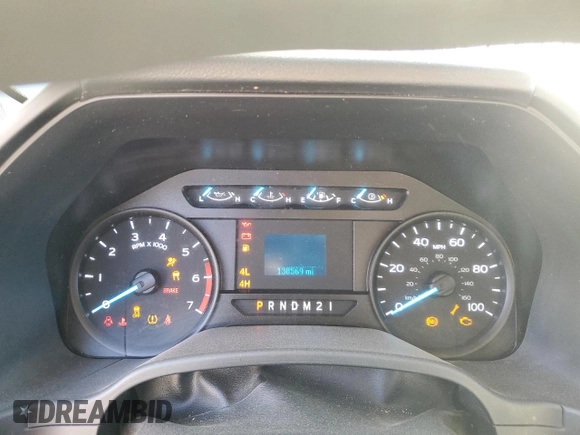 2020 Ford F-250 XL z VIN 1FT7X2B64LEC47102, wystawiony jako Copart lot #46455255 z przebiegiem 138 569 mil mil oraz Czysty tytuł • Clean title. Historia ofert i sprzedaży dostępna na DreamBid. Obrazek 9.