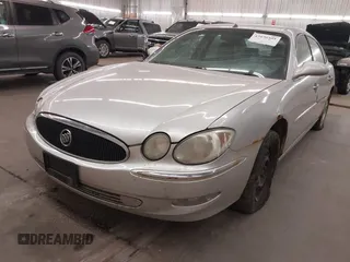 2005 Buick LaCrosse CXL with VIN 2G4WD562051205636, listed as a IAAI auction lot 42036501 with 208,985 mi miles. Bid and sale history available at carsss.com. Image 2.