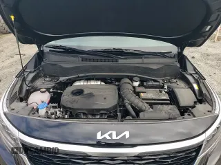 2023 Kia Seltos SX z VIN KNDETCA24P7420151, wystawiony jako Copart lot #48660895 z przebiegiem 25 274 mil mil oraz Szkoda całkowita • Salvage title. Historia ofert i sprzedaży dostępna na DreamBid. Obrazek 14.