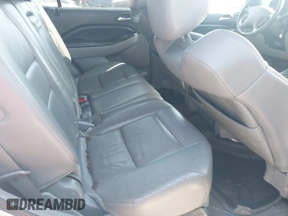 2006 Acura MDX Touring RES w/Navi with VIN 2HNYD18976H538774, listed as a IAAI auction lot 42015251 with 181,865 mi miles. Bid and sale history available at carsss.com. Image 8.