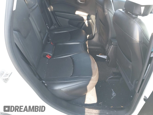 2020 Jeep Compass Latitude with VIN 3C4NJDBB8LT157310, listed as a IAAI auction lot 41410188 with Not Provided miles and . Bid and sale history available at carsss.com. Image 8.