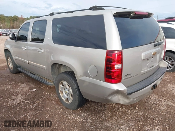 2007 Chevrolet Suburban LTZ with VIN 3GNFK16397G242438, listed as a IAAI auction lot 41096147 with 206,528 mi miles and . Bid and sale history available at DreamBid. Image 3.
