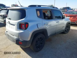 2017 Jeep Renegade Latitude with VIN ZACCJABB0HPG46904, listed as a IAAI auction lot 41844524 with Not Provided miles. Bid and sale history available at carsss.com. Image 4.