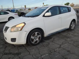 2009 Pontiac Vibe w/1SA with VIN 5Y2SL67809Z439030, listed as a Copart auction lot 87419194 with 104,518 mi miles and Salvage Title. Bid and sale history available at carsss.com. Image 1.