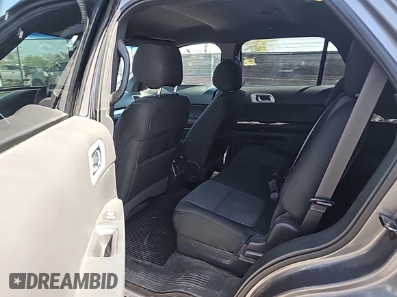 2014 Ford Explorer XLT z VIN 1FM5K8D85EGB28002, wystawiony jako IAAI lot #42367085 z przebiegiem 140 492 mil mil oraz . Historia ofert i sprzedaży dostępna na DreamBid. Obrazek 16.