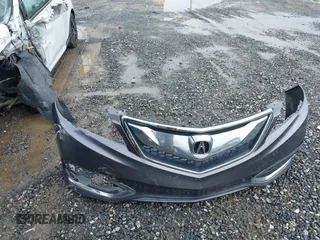 2018 Acura RDX Technology with VIN 5J8TB4H51JL010679, listed as a IAAI auction lot 41973440 with 97,643 mi miles and . Bid and sale history available at carsss.com. Image 12.