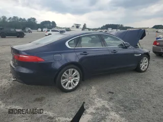2017 Jaguar XF 35t Premium z VIN SAJBJ4BV8HCY39220, wystawiony jako Copart lot #52955365 z przebiegiem 47 469 mil mil oraz Szkoda całkowita • Salvage title. Historia ofert i sprzedaży dostępna na DreamBid. Obrazek 3.