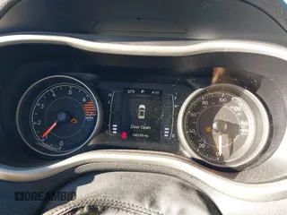 2016 Jeep Cherokee Latitude with VIN 1C4PJMCB2GW153972, listed as a IAAI auction lot 40579489 with 130,176 mi miles. Bid and sale history available at carsss.com. Image 7.