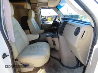 2009 Ford Econoline Cargo with VIN 1FDSE34L29DA17433, listed as a Copart auction lot 50224975 with 53,860 mi miles and Salvage Title. Bid and sale history available at DreamBid. Image 5.
