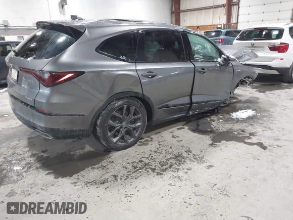 2024 Acura MDX w/A-Spec Package with VIN 5J8YE1H0XRL002415, listed as a IAAI auction lot 41545024 with 11,295 mi miles. Bid and sale history available at carsss.com. Image 4.